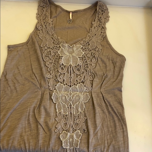Like new brown tank top - Picture 2 of 4
